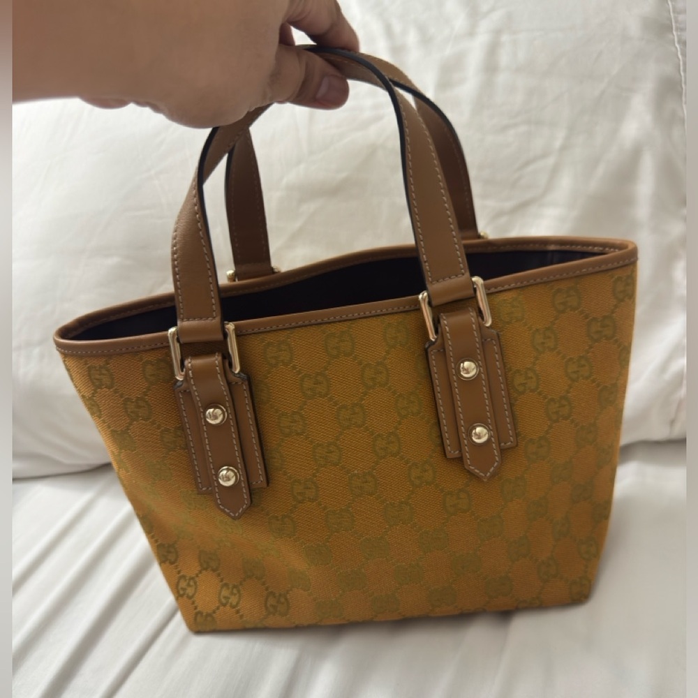 Gucci mini hand bag